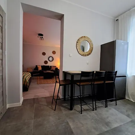 شقة Sleepway Apartment- Strzalowa